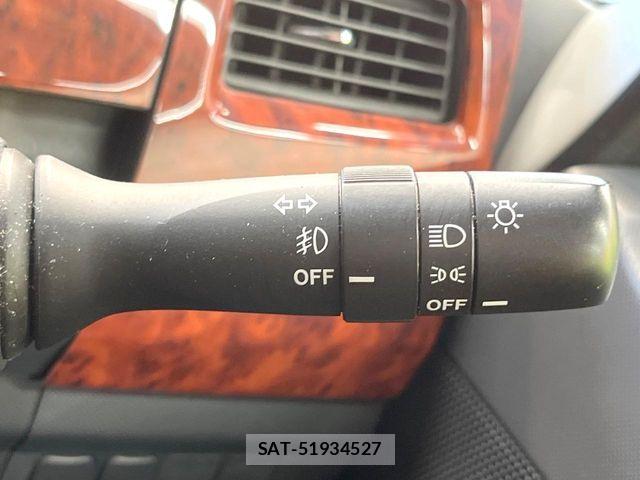 Daihatsu MOVE CUSTOM 2011-06 7215628-6