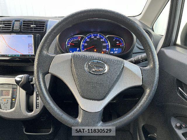 Daihatsu MOVE CUSTOM 2013-09 7215696-13