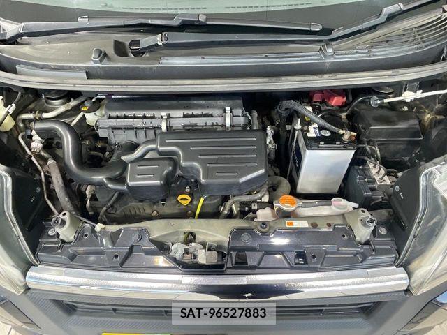 Daihatsu MOVE CUSTOM 2015-03 7251637-17