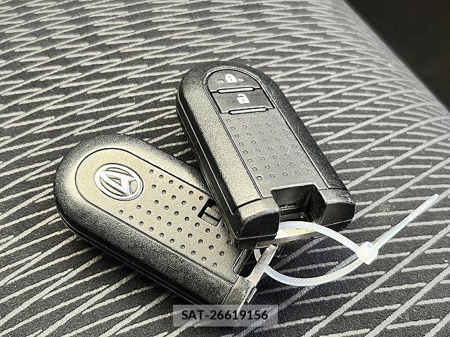 Daihatsu MOVE CUSTOM 2015-04 7272426-24