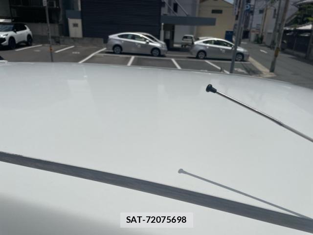 Daihatsu MOVE CUSTOM 2003-05 7328642-3