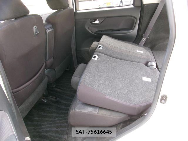 Daihatsu MOVE CUSTOM 2017-01 7328633-24