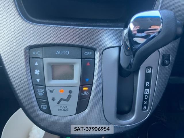 Daihatsu MOVE CUSTOM 2013-01 7328636-21