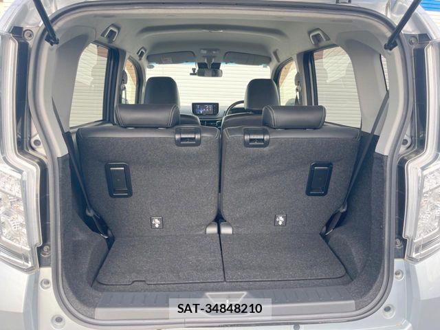 Daihatsu MOVE CUSTOM 2018-03 7358896-10