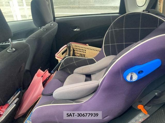 Daihatsu MOVE CUSTOM 2011-06 7358903-9
