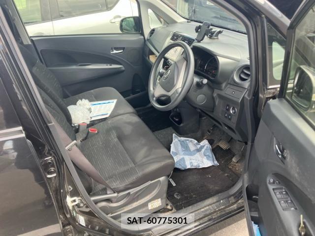 Daihatsu MOVE CUSTOM 2014-03 7358902-13