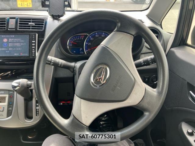 Daihatsu MOVE CUSTOM 2014-03 7358902-18