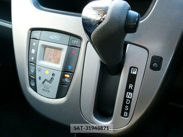 Daihatsu MOVE CUSTOM 2013-07 7456065-19
