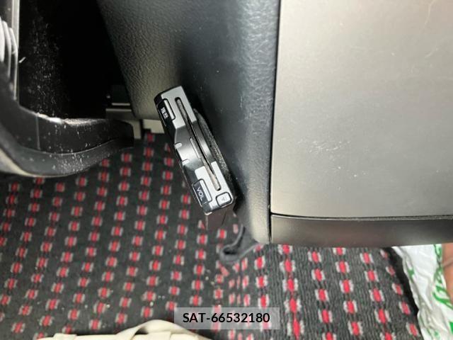 Daihatsu MOVE CUSTOM 2005-09 7456067-8