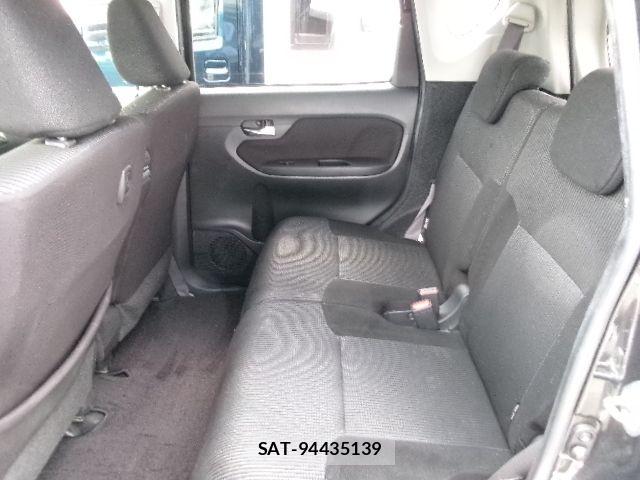 Daihatsu MOVE CUSTOM 2017-08 7456051-13