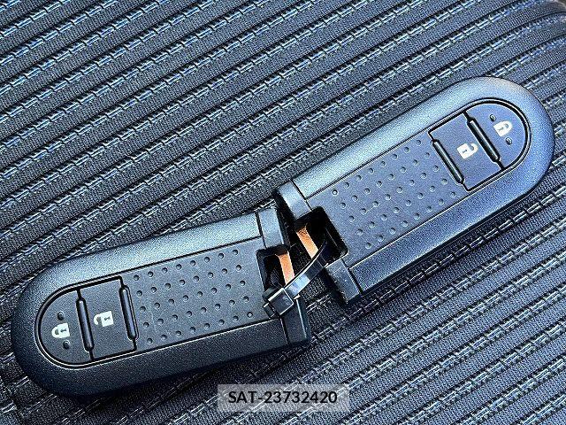 Daihatsu MOVE CUSTOM 2015-09 7456050-25