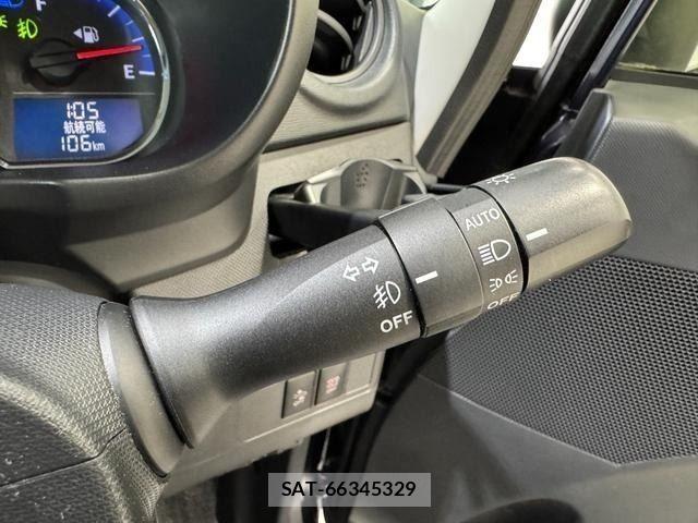 Daihatsu MOVE CUSTOM 2013-09 7501717-18