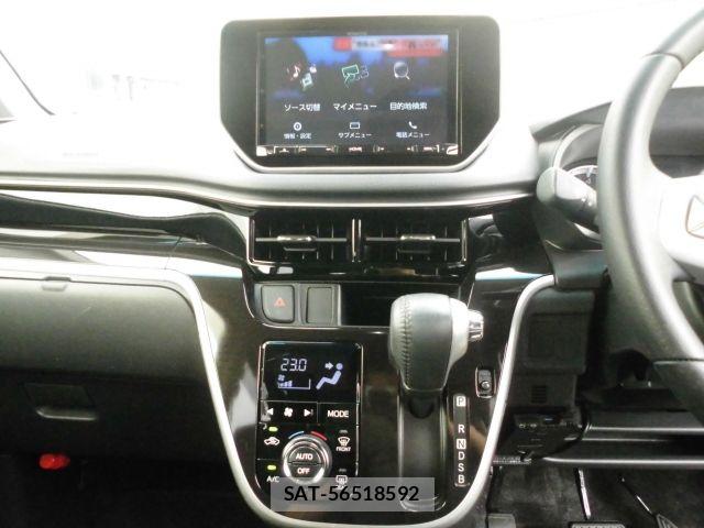 Daihatsu MOVE CUSTOM 2018-01 7509327-11