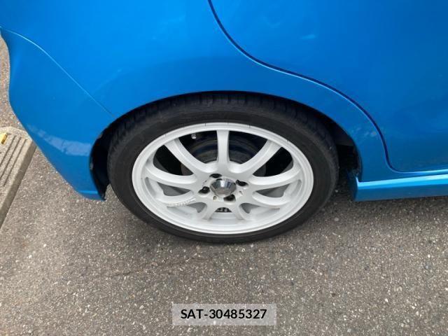 Daihatsu MOVE CUSTOM 2013-09 7501716-8