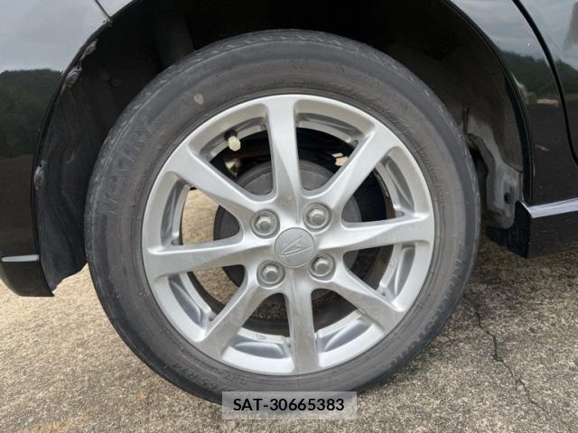 Daihatsu MOVE CUSTOM 2013-06 7562488-9