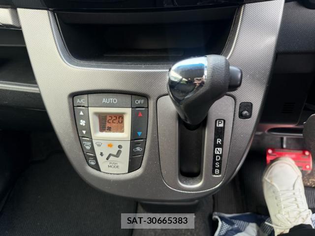 Daihatsu MOVE CUSTOM 2013-06 7562488-20