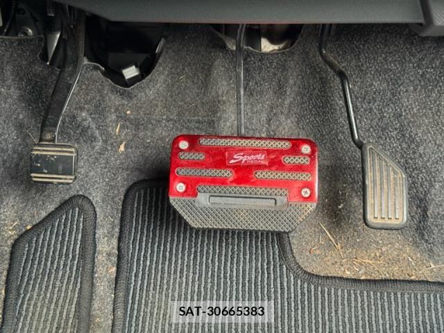 Daihatsu MOVE CUSTOM 2013-06 7562488-26