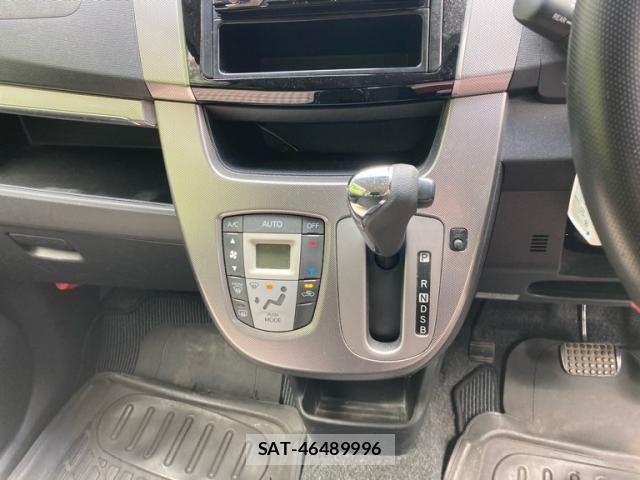 Daihatsu MOVE CUSTOM 2013-05 7618372-19