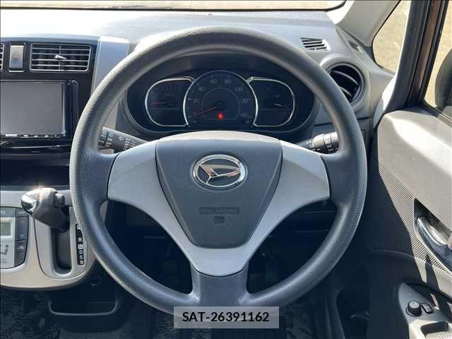 Daihatsu MOVE CUSTOM 2014-04 7726095-11