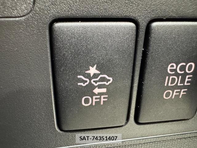 Daihatsu MOVE CUSTOM 2014-03 7726102-23