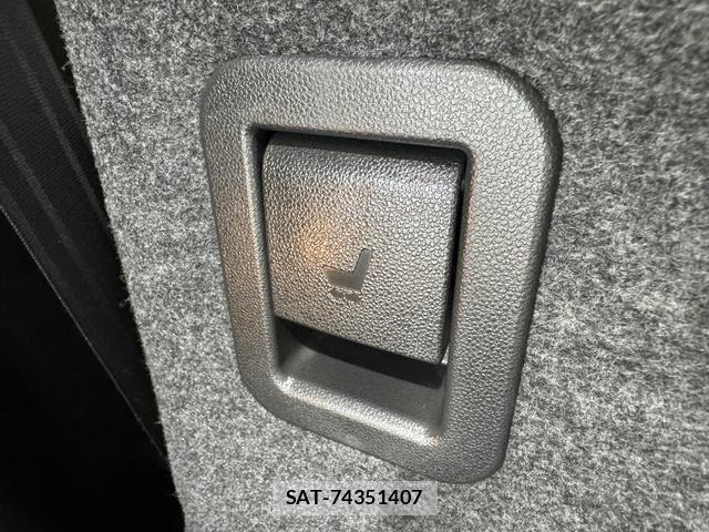 Daihatsu MOVE CUSTOM 2014-03 7726102-26