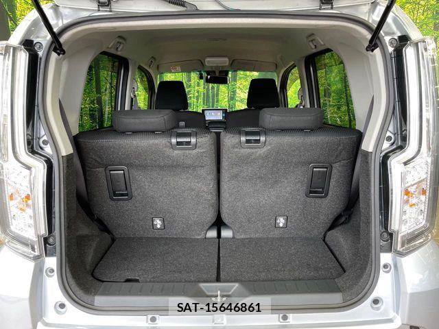 Daihatsu MOVE CUSTOM 2023-06 7787345-9