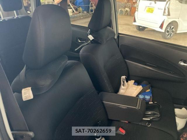 Daihatsu MOVE CUSTOM 2014-01 7878043-12