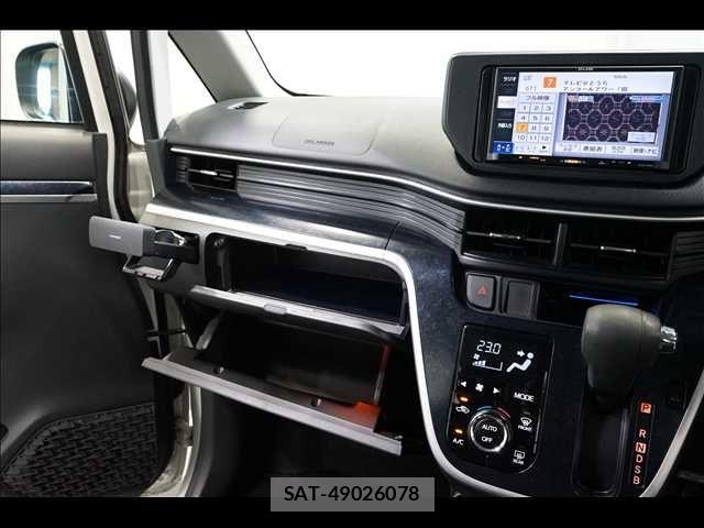 Daihatsu MOVE CUSTOM 2015-04 7962719-12