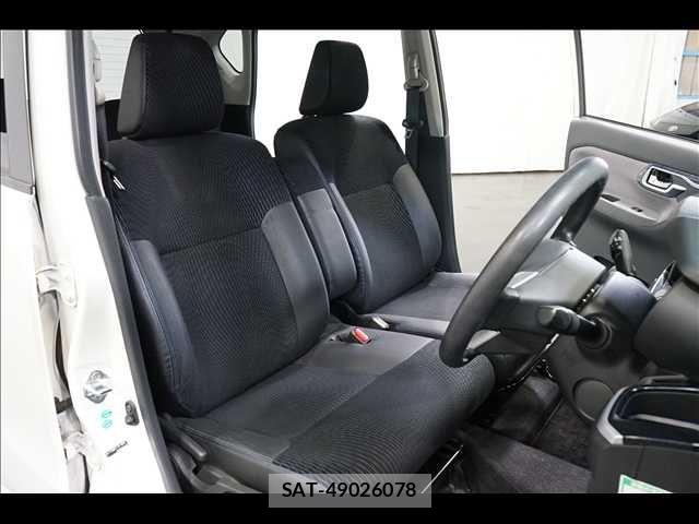 Daihatsu MOVE CUSTOM 2015-04 7962719-16