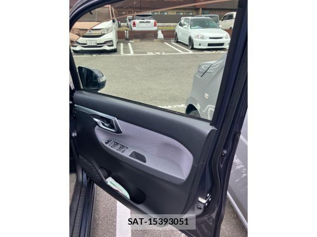 Daihatsu MOVE CUSTOM 2015-01 7980122-11