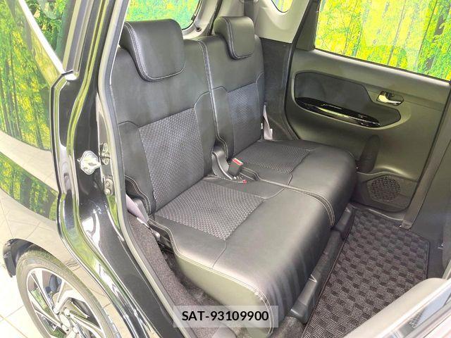 Daihatsu MOVE CUSTOM 2023-10 8036944-8