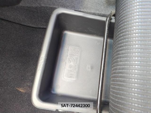 Daihatsu MOVE CUSTOM 2015-06 8036947-22