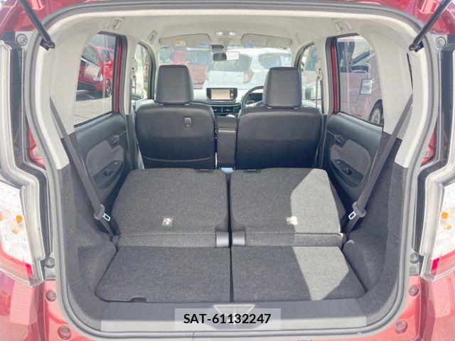 Daihatsu MOVE CUSTOM 2017-06 8074735-10