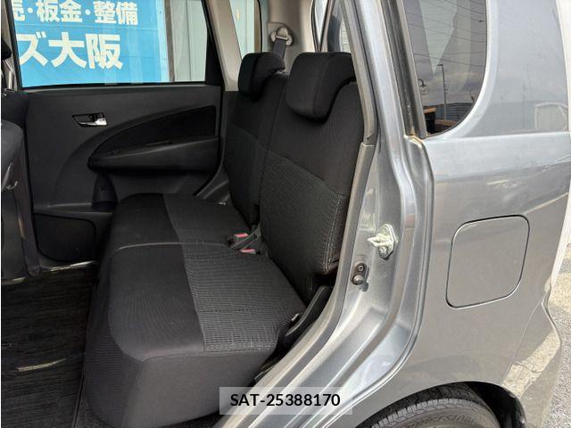 Daihatsu MOVE CUSTOM 2013-09 8074744-4