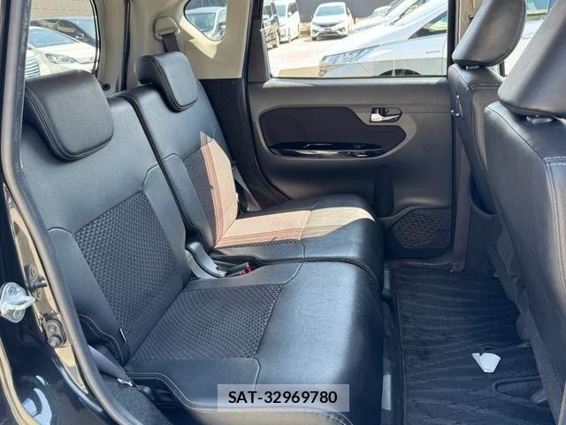 Daihatsu MOVE CUSTOM 2017-11 8074737-9