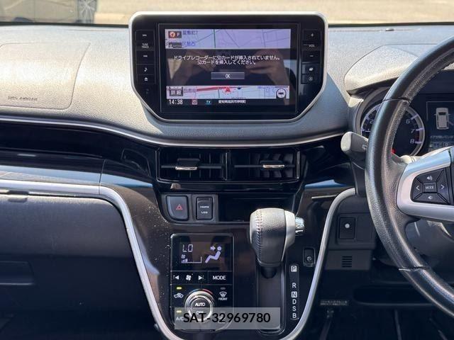Daihatsu MOVE CUSTOM 2017-11 8074737-16
