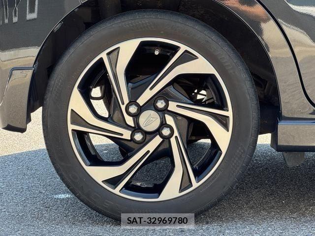 Daihatsu MOVE CUSTOM 2017-11 8074737-7