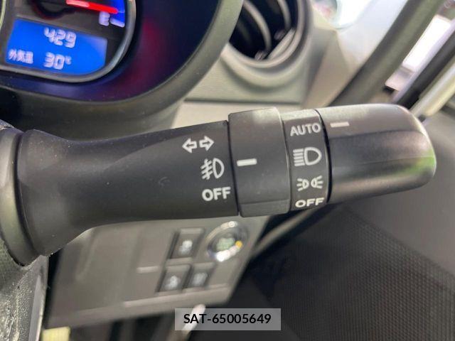 Daihatsu MOVE CUSTOM 2013-06 8074740-5