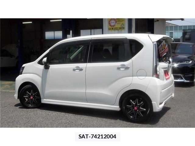 Daihatsu MOVE CUSTOM 2017-09 8100605-3
