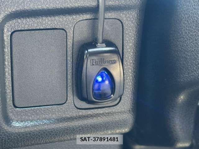 Daihatsu MOVE CUSTOM 2022-10 8131386-17