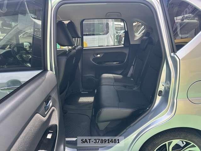 Daihatsu MOVE CUSTOM 2022-10 8131386-5
