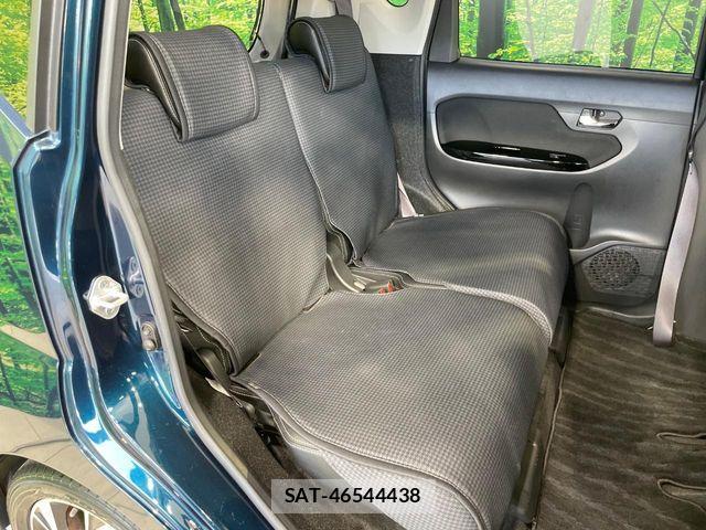 Daihatsu MOVE CUSTOM 2017-08 8208877-8