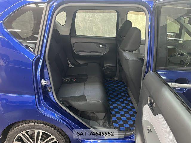 Daihatsu MOVE CUSTOM 2015-07 8208876-9