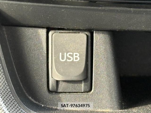 Daihatsu MOVE CUSTOM 2013-07 8230944-23