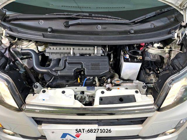 Daihatsu MOVE CUSTOM 2014-06 8246012-17