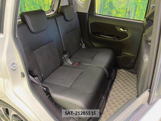 Daihatsu MOVE CUSTOM 2017-10 8246011-8