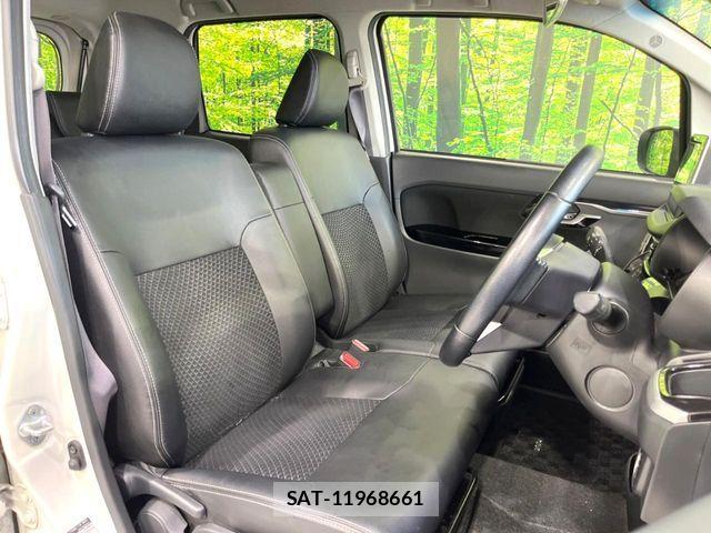 Daihatsu MOVE CUSTOM 2017-11 8246010-7