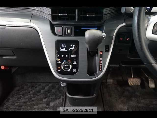 Daihatsu MOVE CUSTOM 2015-02 8315643-11