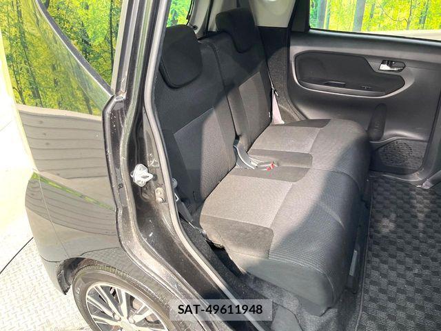 Daihatsu MOVE CUSTOM 2017-08 8315640-8