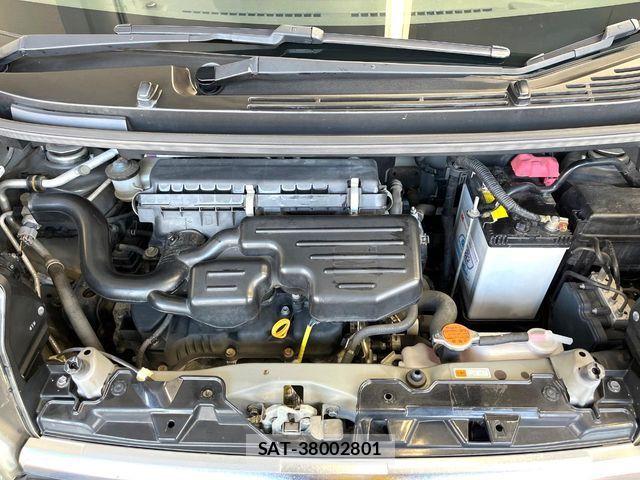 Daihatsu MOVE CUSTOM 2016-02 8336913-17